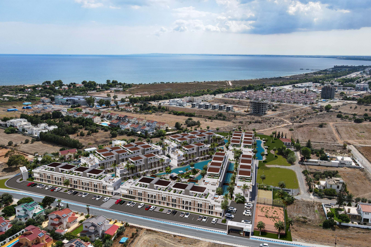 Unique Beauty Of Mediterranean: La Joya Perla